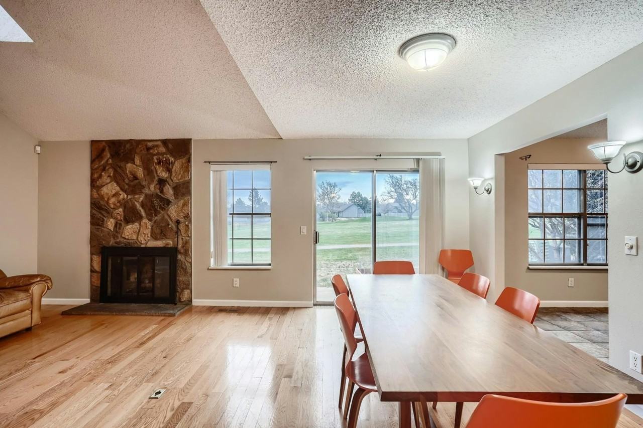 2528 South Vaughn Way, Unit D - Photo 7 of 27