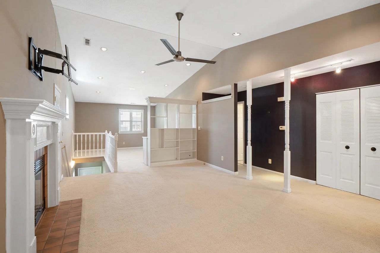 8920 Eager Rd - Photo 2 of 35