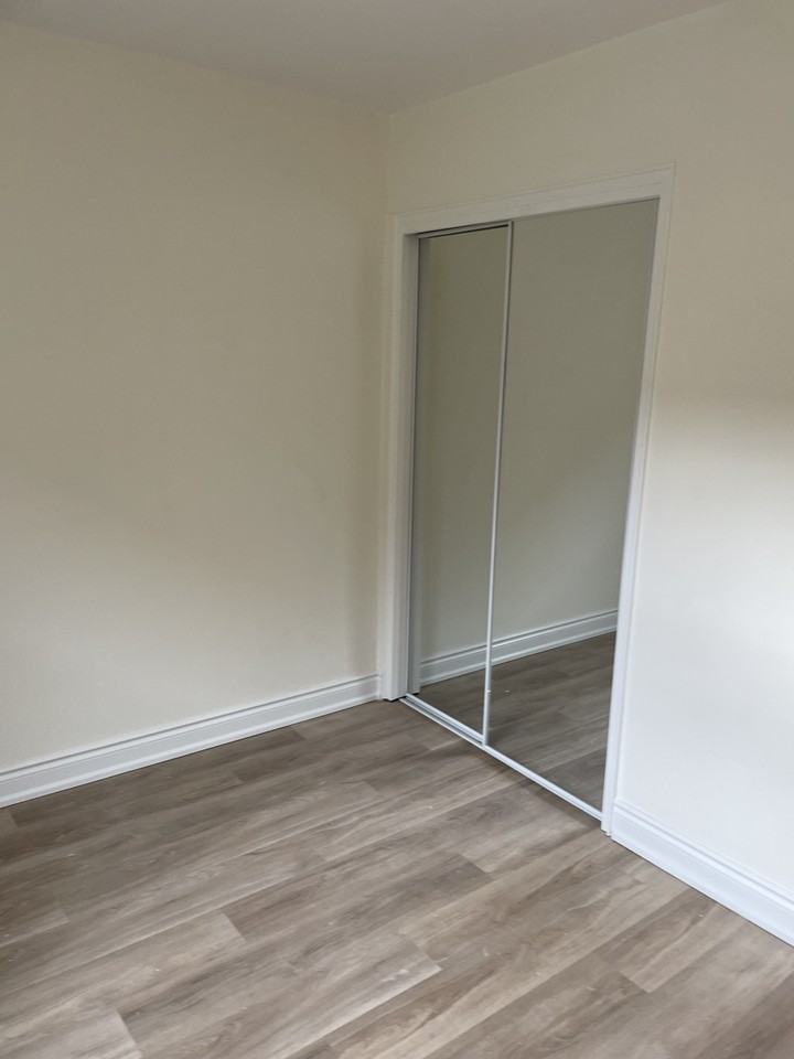 Orchard Grove Apartments - Photo 7 of 10