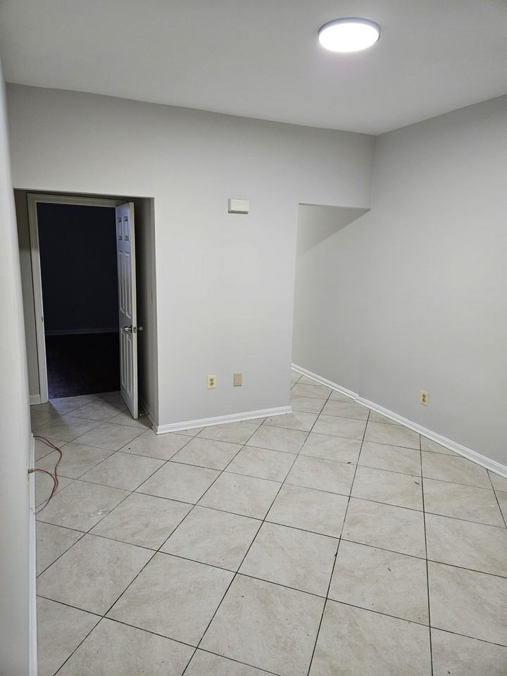 3708 E Pratt St #1 - Photo 3 of 25