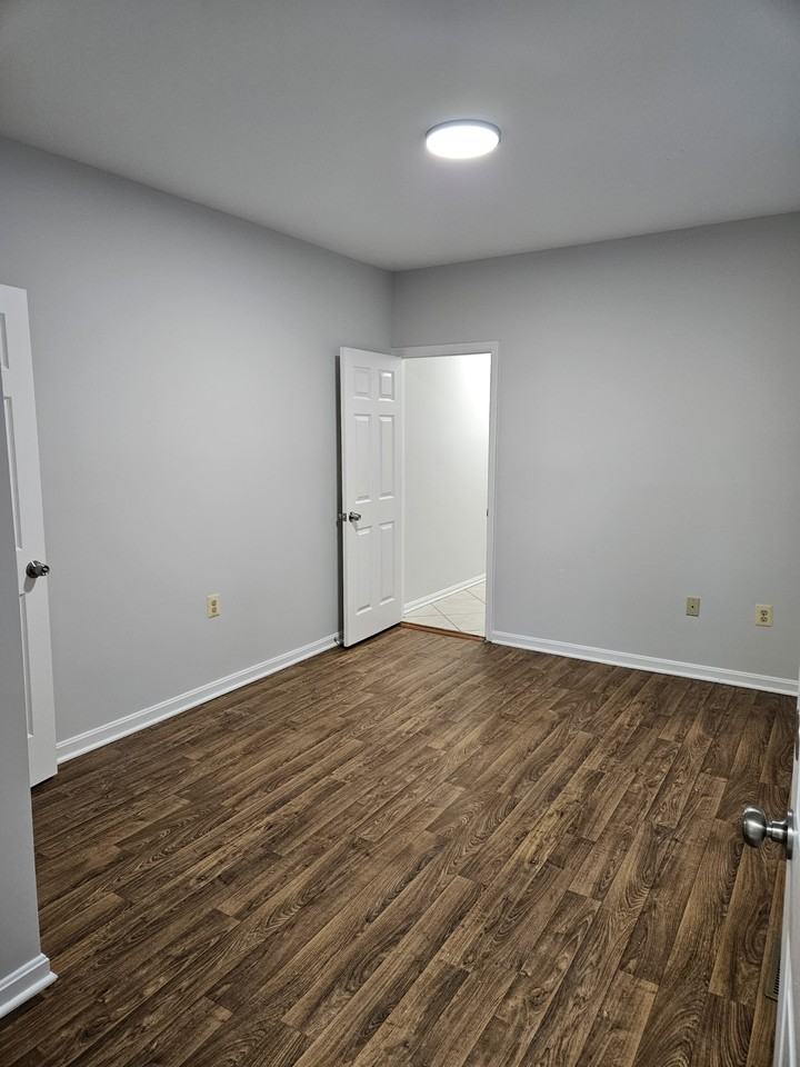 3708 E Pratt St #1 - Photo 7 of 25