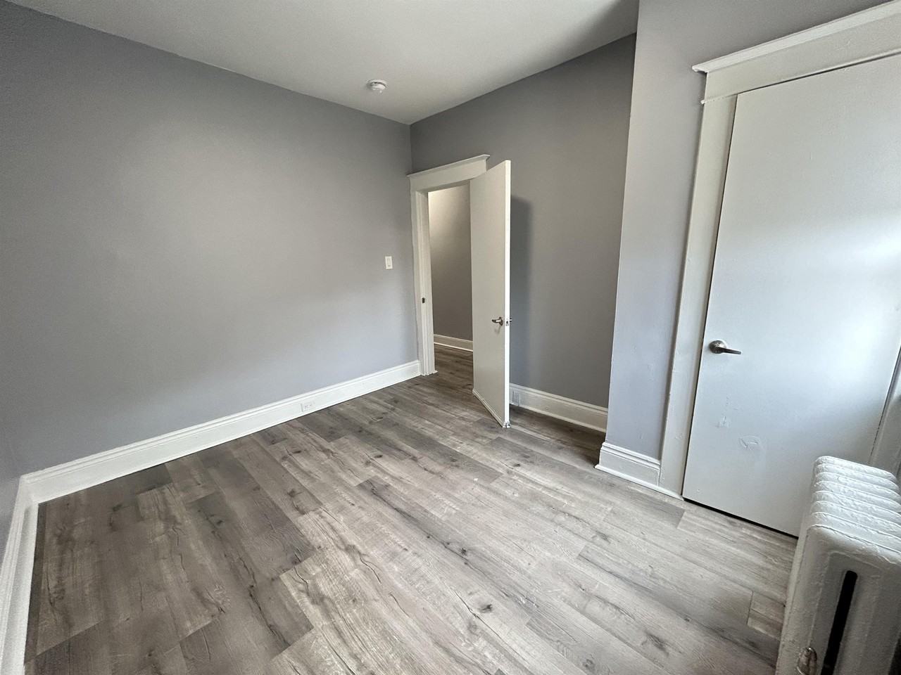 128 Carrick Ave #12 - Photo 6 of 10