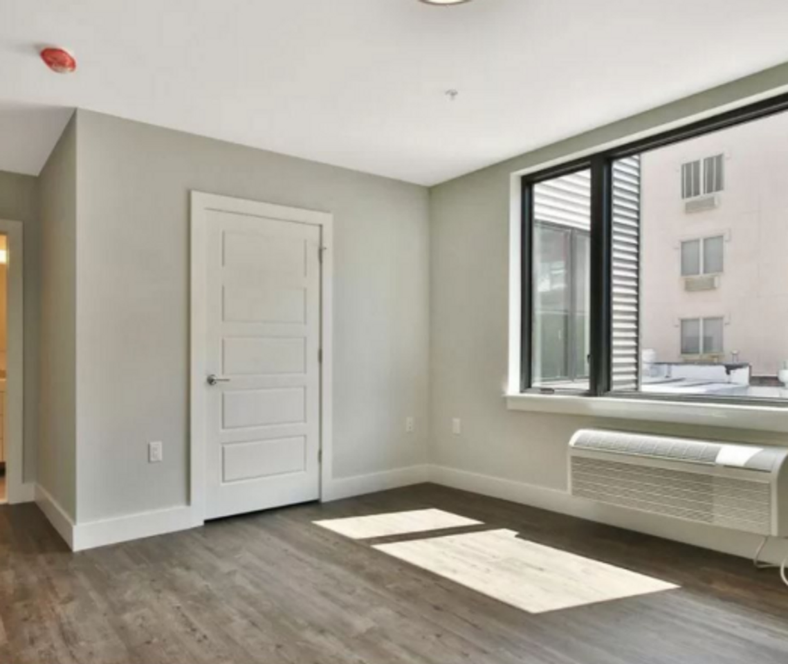 The Rebeka Residence: A Symphony of Luxury in Modern Living - Photo 3 of 27