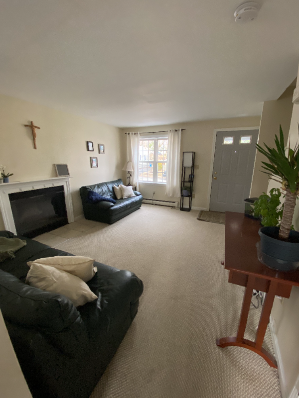 100 Bolton St - Photo 3 of 12