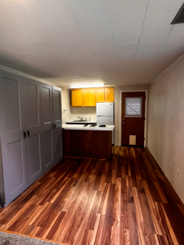 1008 N 4th St - Photo 2 of 10