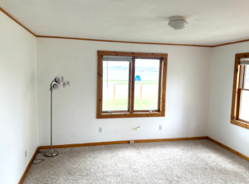 4419 Oden Rd - Photo 3 of 15