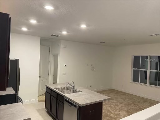 7011 Arnoldson St - Photo 3 of 10