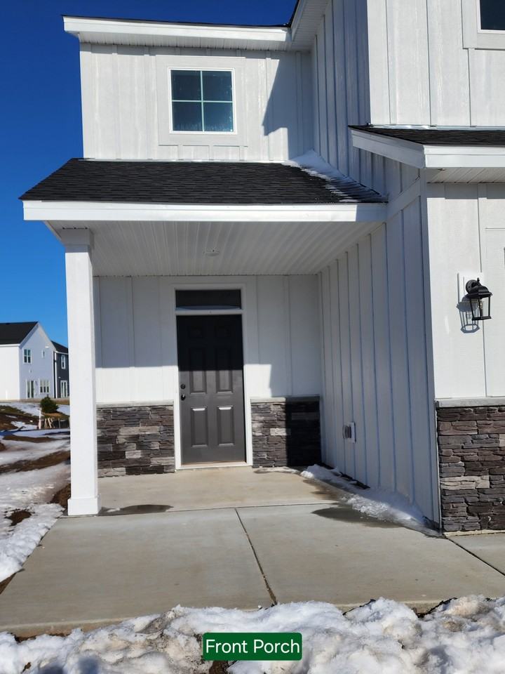 10229 Goodview Cir S #NA - Photo 3 of 31