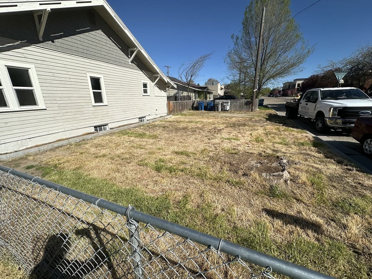 724 15th Ave S #NA - Photo 6 of 15