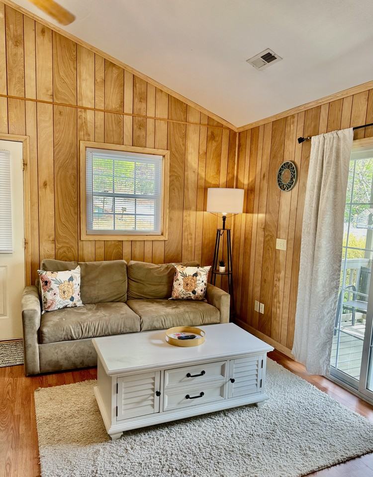 397 Barefoot Landing Dr #NA - Photo 2 of 13