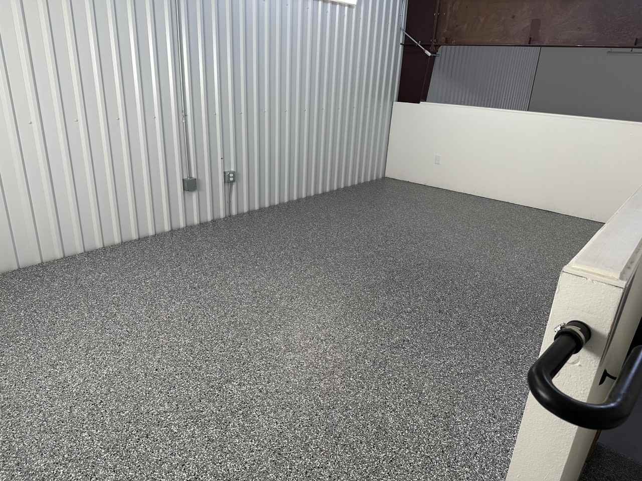 341 1st St #F4 - Photo 3 of 10