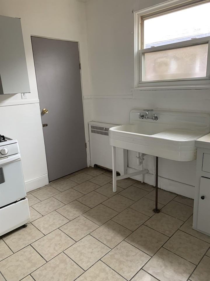 69 Old River Rd #4 - Photo 3 of 13
