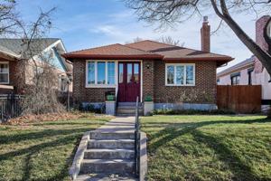 featured image of 2308 Grape St