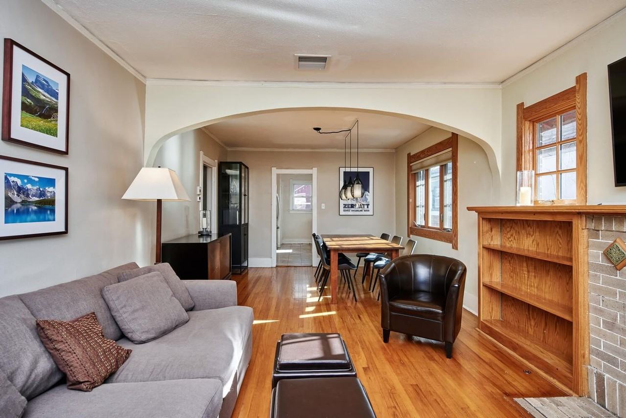 2308 Grape St - Photo 5 of 35