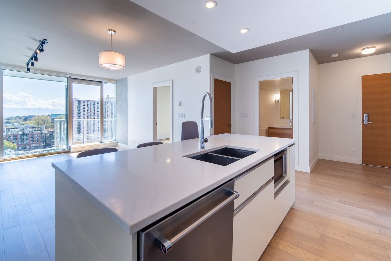 989 Johnson Street #1201