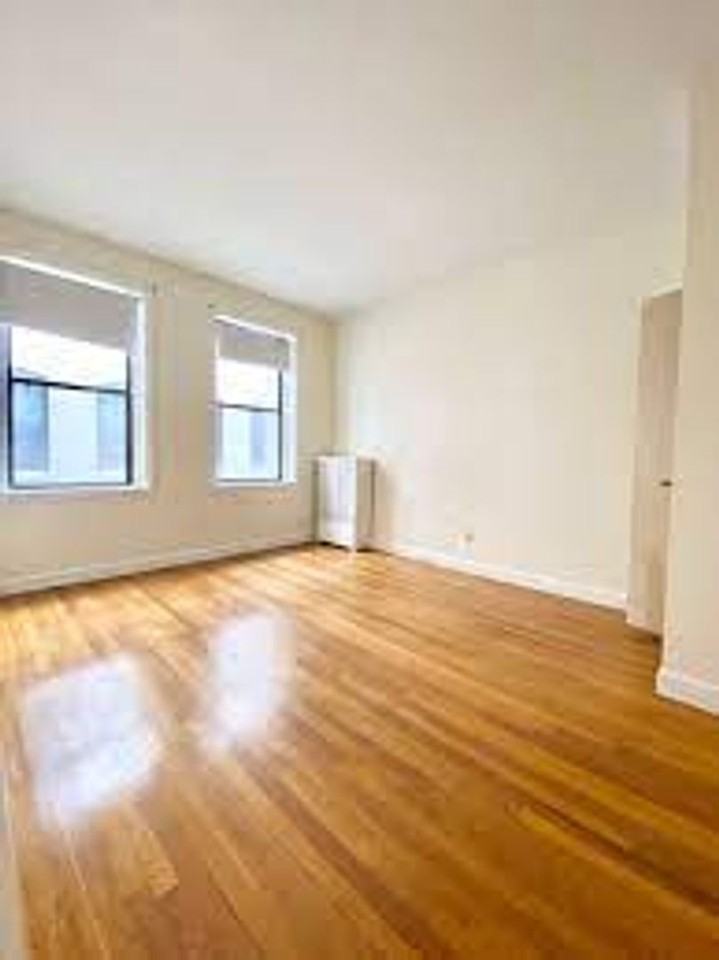 1135 Commonwealth Ave - Photo 2 of 13