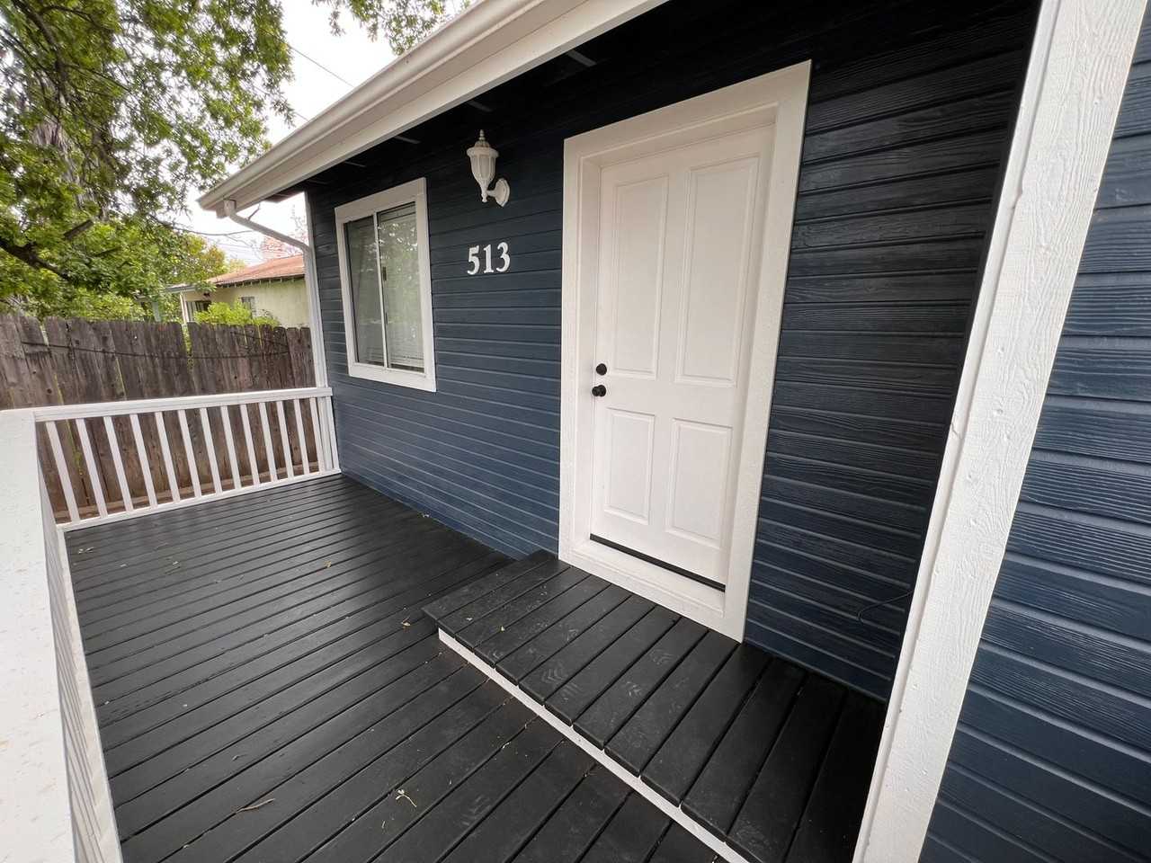 513 E Oak st - Photo 3 of 16