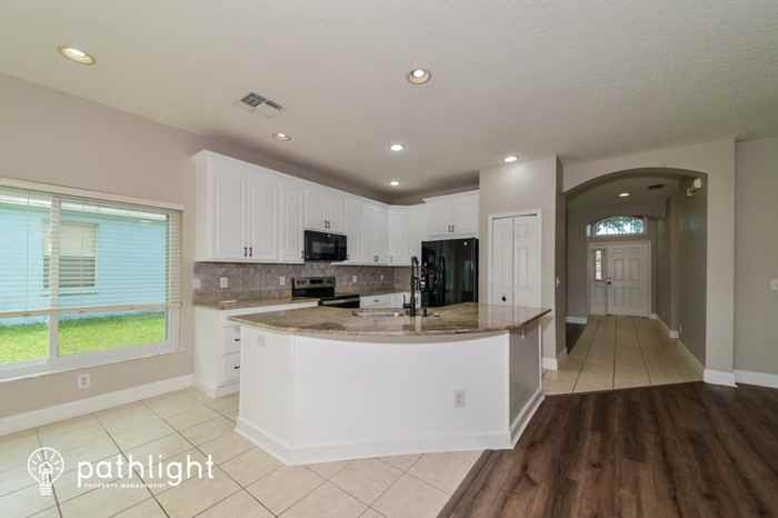 6222 Bobby Jones Ct - Photo 2 of 19