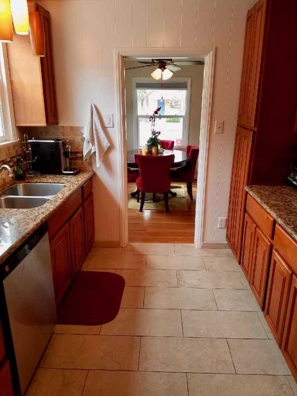 1113 Clinton St #NA - Photo 3 of 27