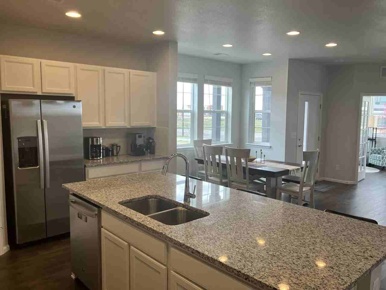 6656 N Argonne St - Photo 6 of 31