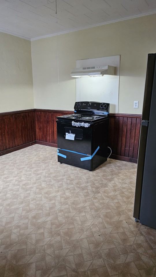 191 Elm St #2L - Photo 2 of 10