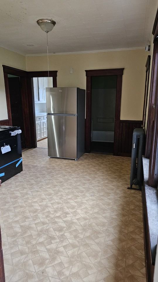 191 Elm St #2L - Photo 3 of 10