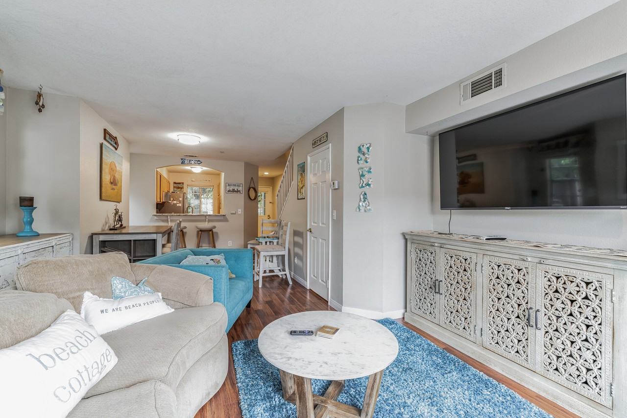 4692 Carpinteria Ave #25 - Photo 7 of 18