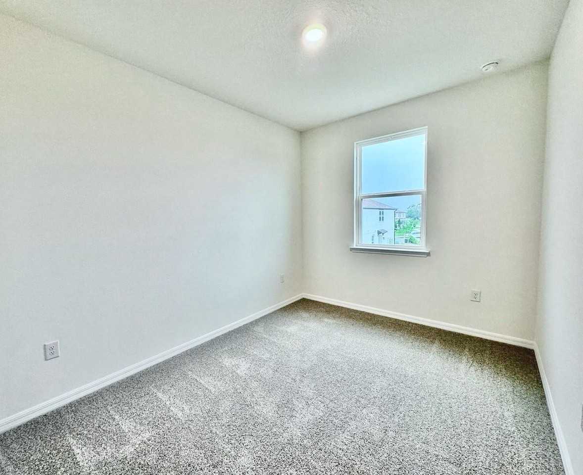 4554 Small Creek Road - Photo 5 of 19