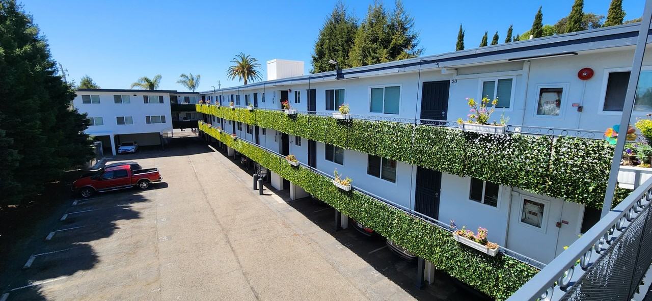 14950 Zelma St - Photo 7 of 9