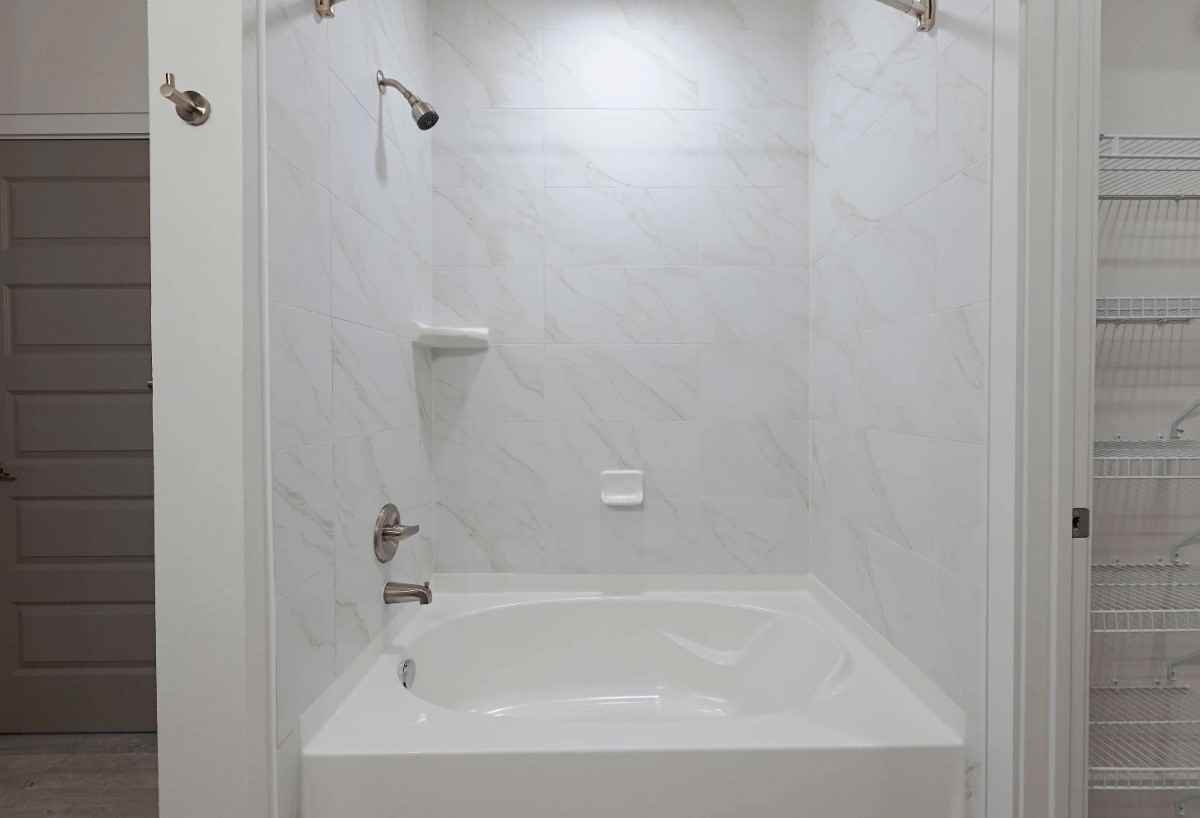 W Ownsby Pkwy #4075C - Photo 7 of 34