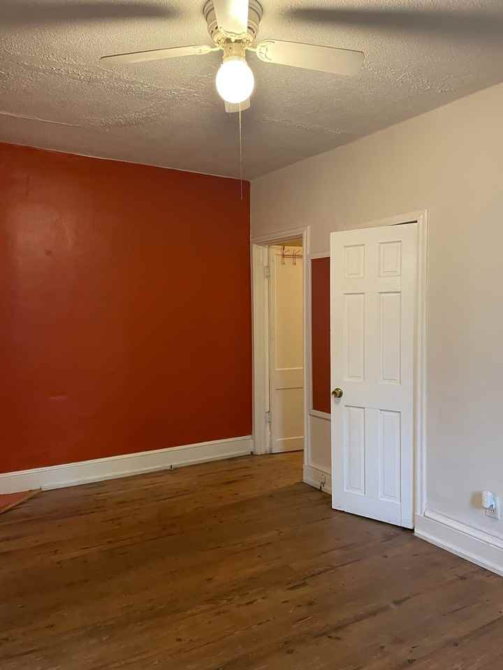 748 Augusta Pl Se #748 - Photo 2 of 18