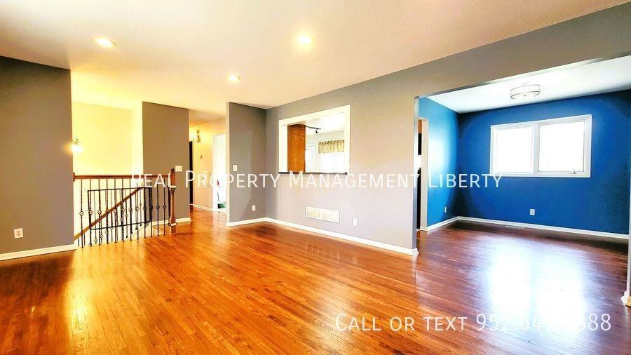 11509 Galtier Dr - Photo 2 of 13