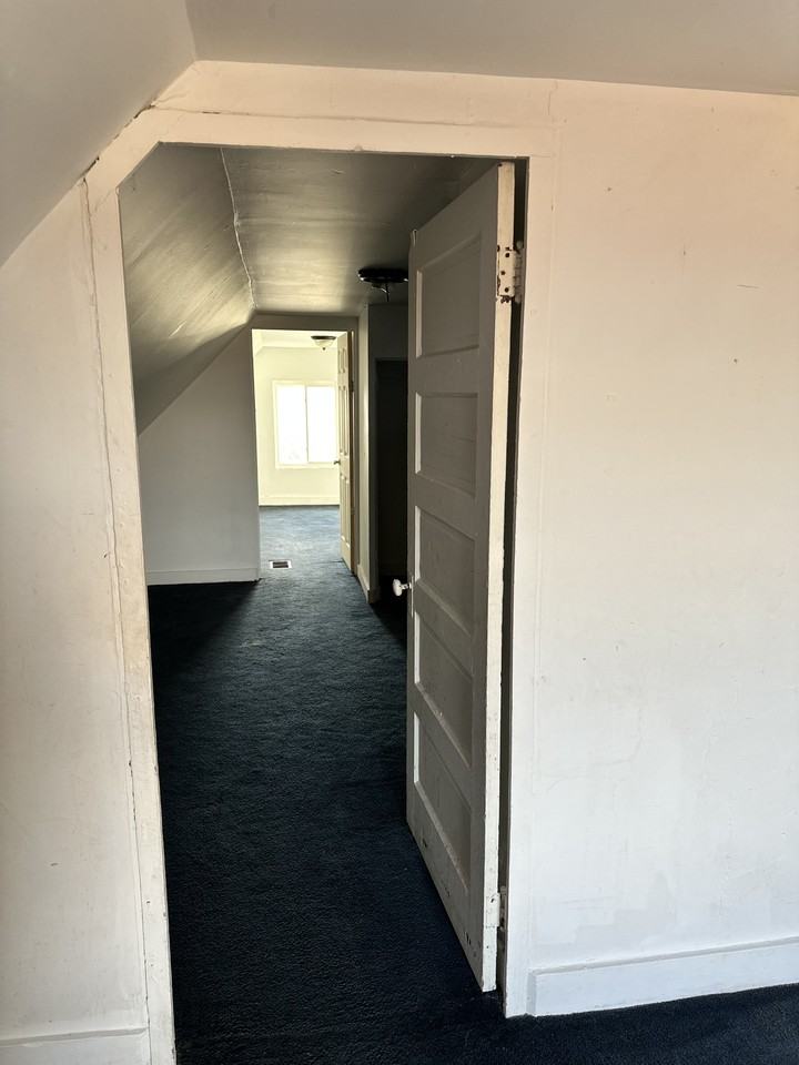 1625 Grandview Ave #2 - Photo 3 of 16