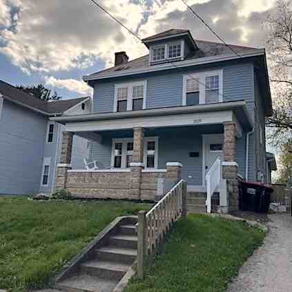 309 Buckingham Street - Photo 2 of 50