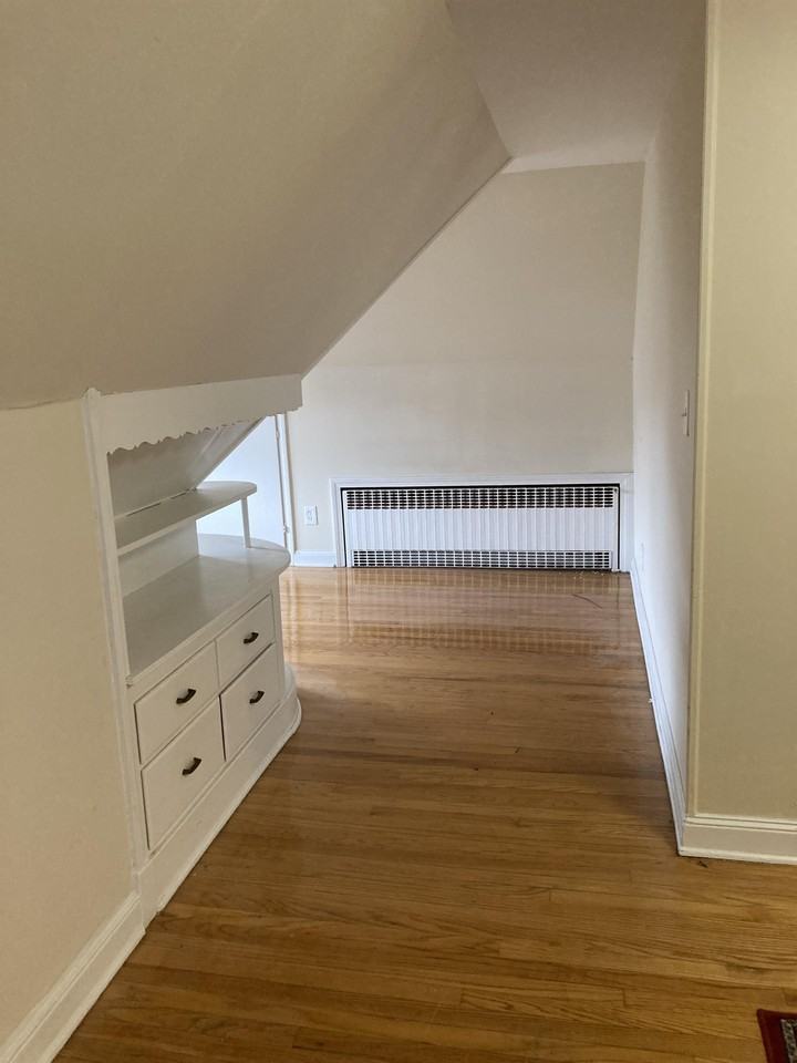 89 Willow St #3 - Photo 6 of 7