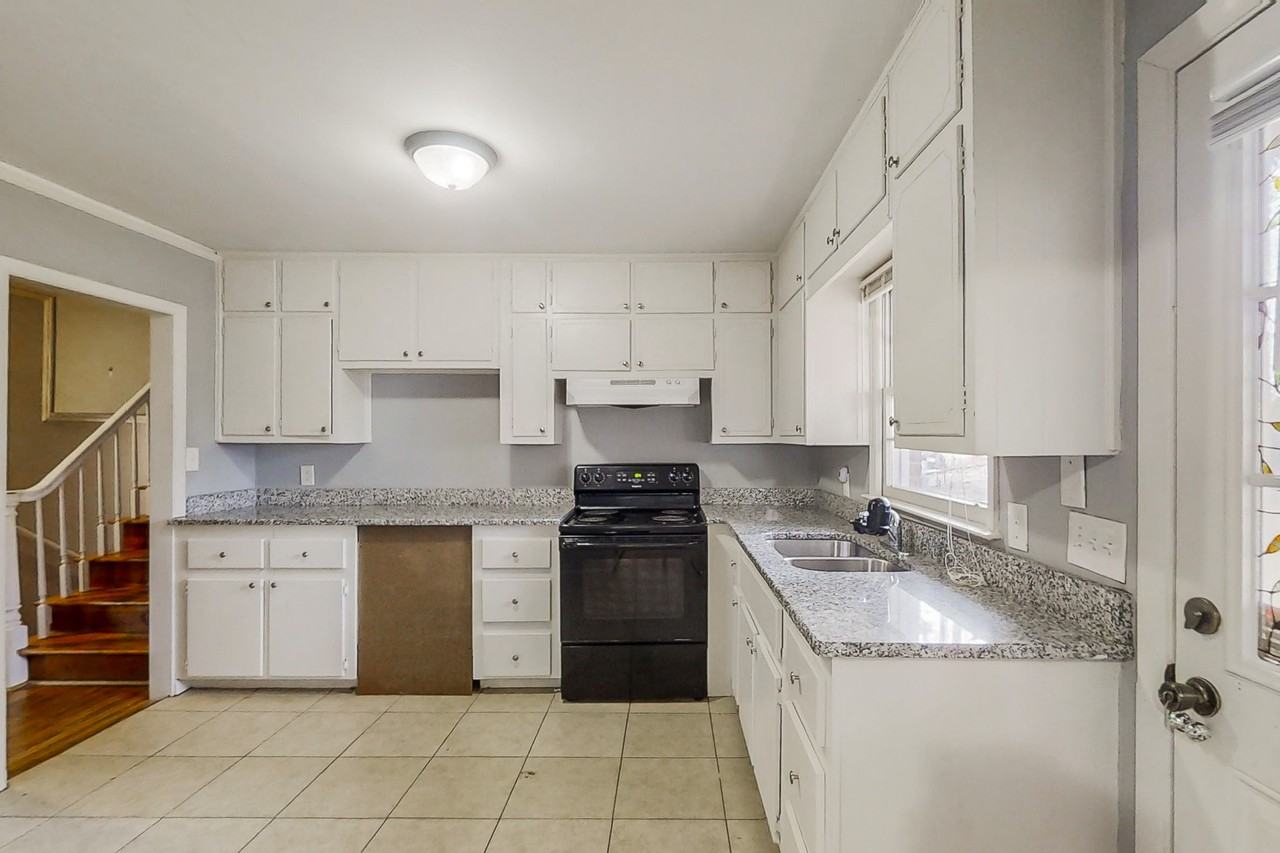 Cavalier Dr - Photo 6 of 12