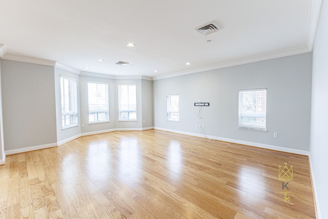 629 Hammond St #E219 - Photo 2 of 26