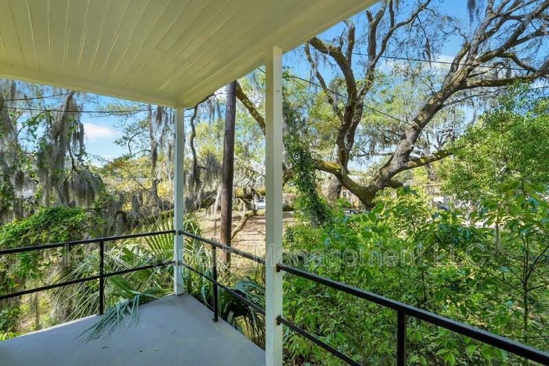 2203 Florida Ave - Photo 3 of 20