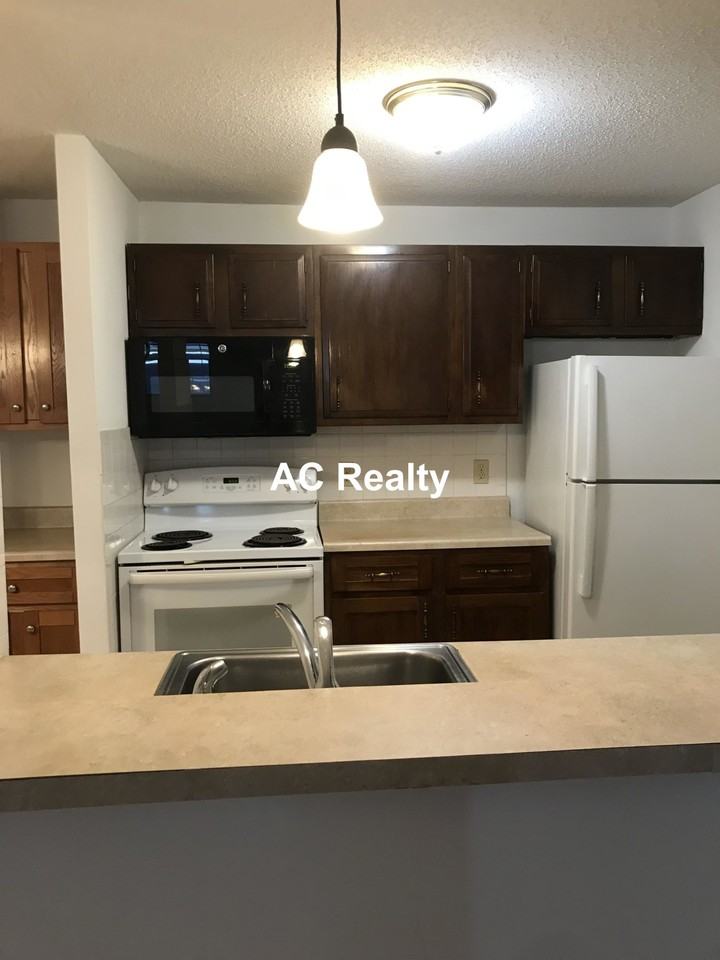 1123 Revere Beach Pkwy #101 - Photo 3 of 10