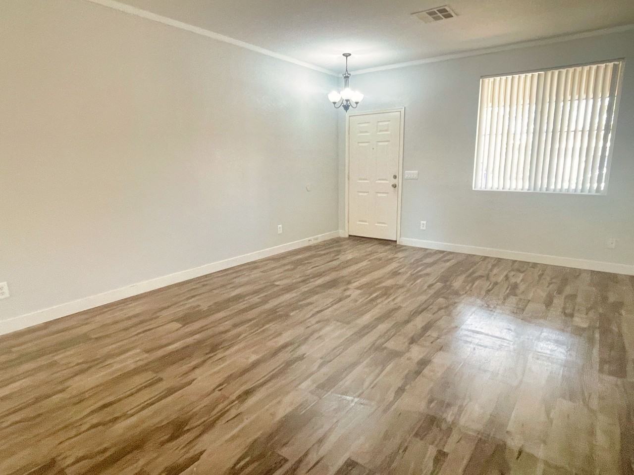 10445 W Granada Rd - Photo 7 of 28