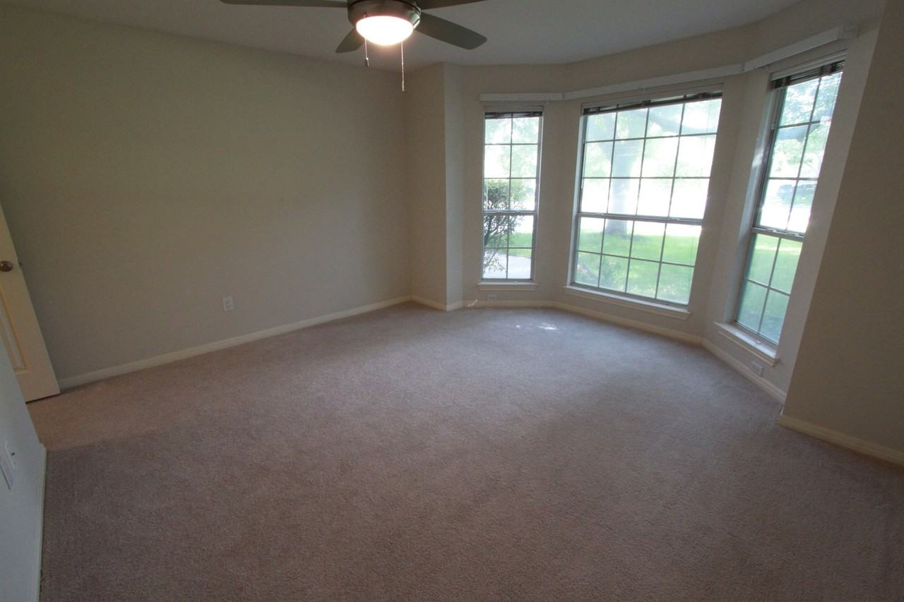 8310 Caledonia Dr - Photo 2 of 36