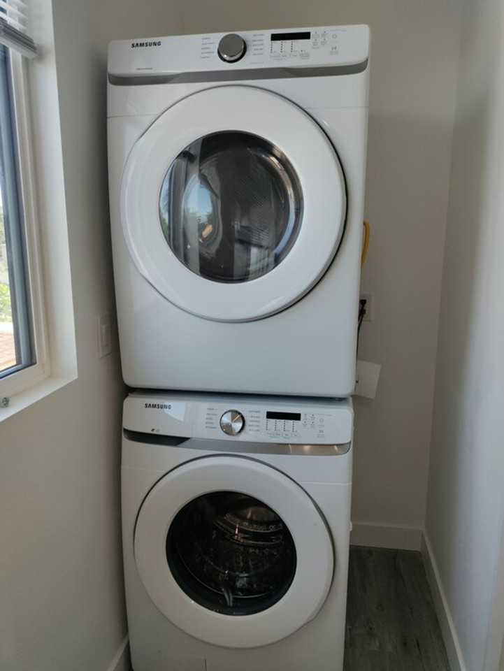 Private Bed AND BATH in co - Photo 5 of 7