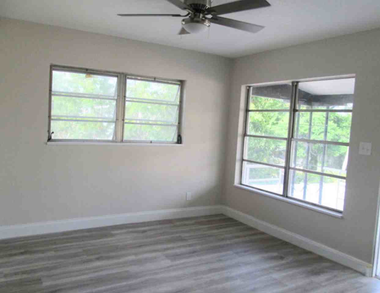 26 Carmalt St #48 - Photo 2 of 13