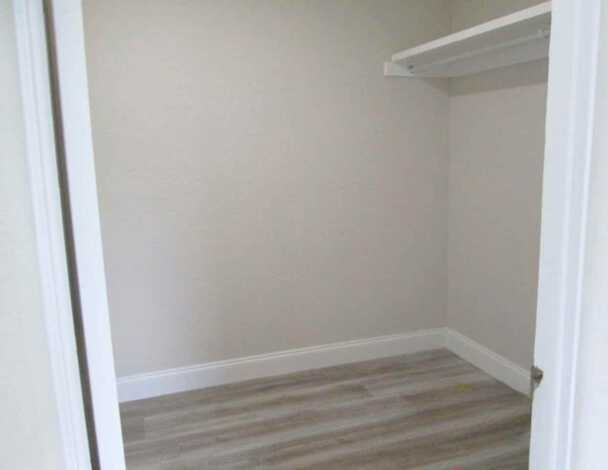 26 Carmalt St #48 - Photo 3 of 13