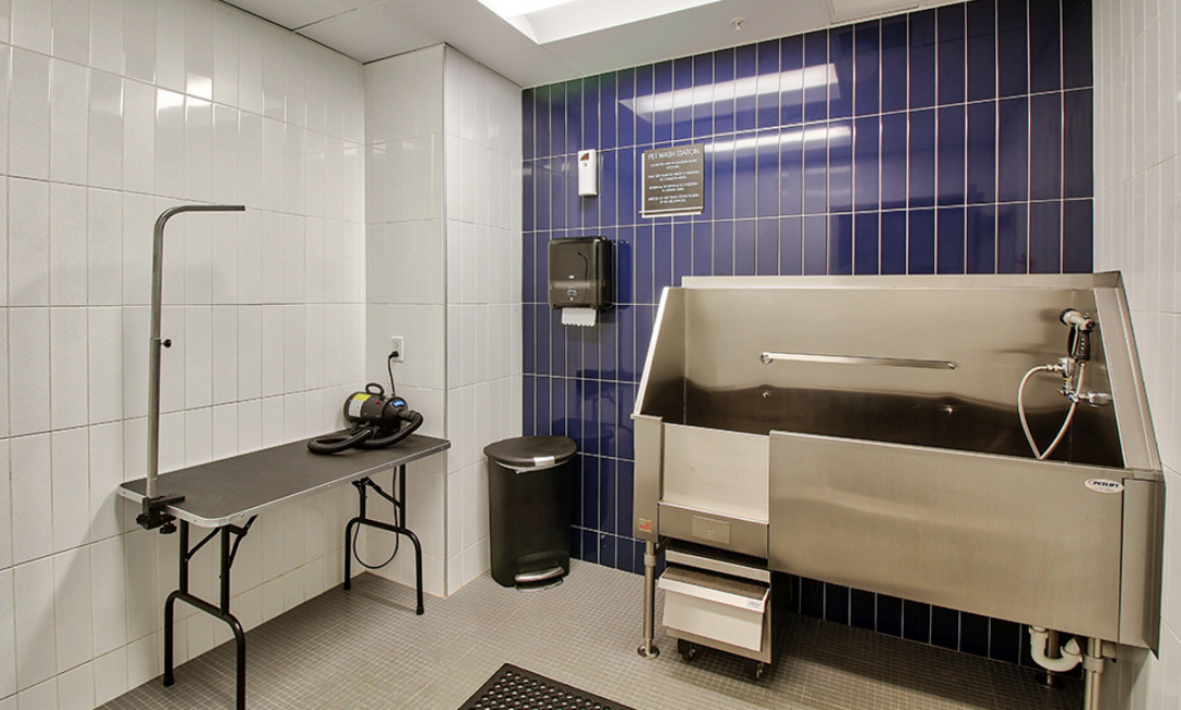 Tower 280 - Photo 7 of 10