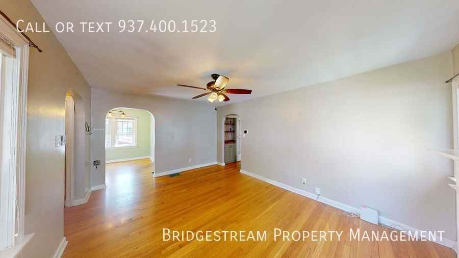 1208 Ashland Ave - Photo 2 of 19