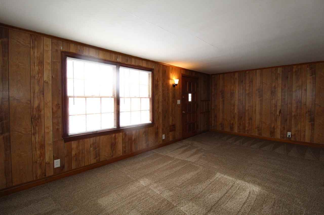 302 E 27th Ave - Photo 3 of 12