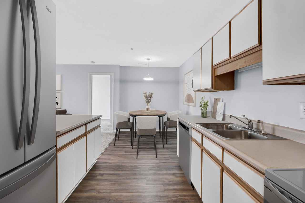 Bone Creek Apartments - Photo 5 of 40