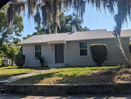 featured image of 300 S 12th St #1