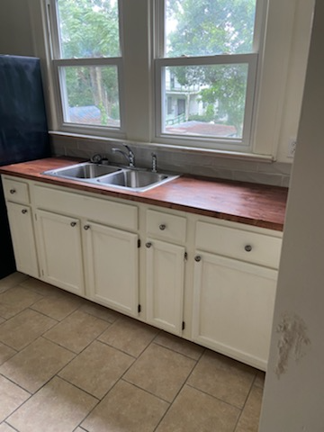 14 Davis St - Photo 4 of 12